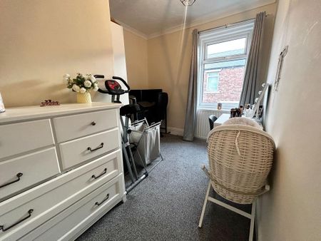 2 bedroom terraced house to rent - Photo 5