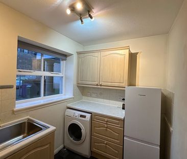 2 Bed Flat, Tytler Gardens, EH8 - Photo 6