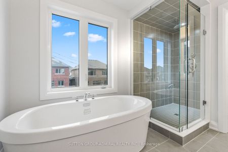 For Lease - 32 Mckay Avenue, Kawartha Lakes, Ontario - Photo 5