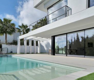 4 bedroom luxury Villa for rent in Benahavís, Andalusia - Photo 4