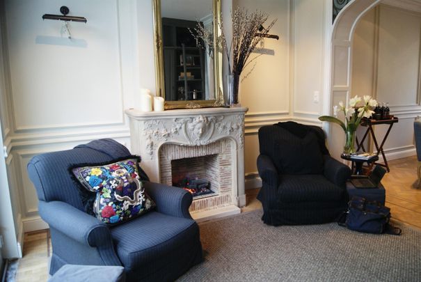 Exceptional house - for rent - Photo 1