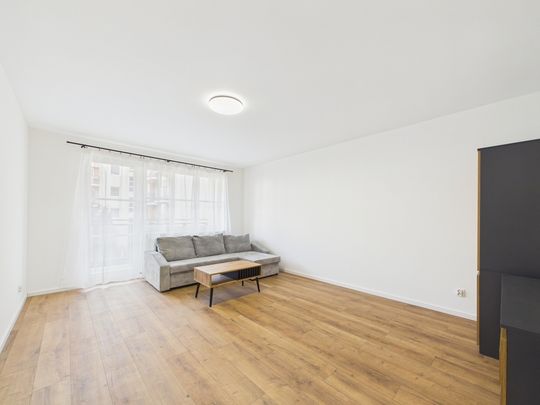 (Symbol 438795) - Photo 1