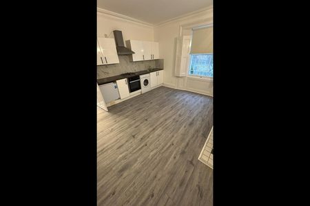 1 Bed Flat, Brondesbury Villas, NW6 - Photo 3