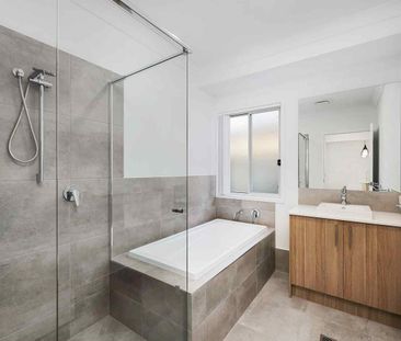 Modern Family Living in the Heart of Collingwood Park - Photo 6