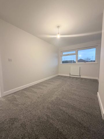 Foxton Drive, Billingham - Photo 4