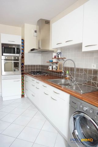 Location Appartement 3 pièces 69m² LA BUISSE 38500 - Photo 3