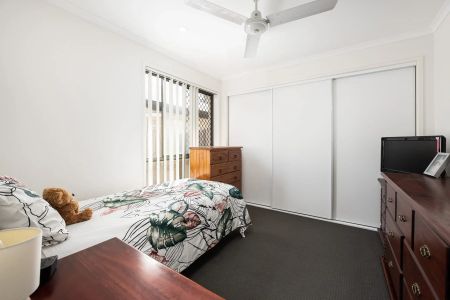 Low Maintenance Duplex - Prime Location - Photo 5