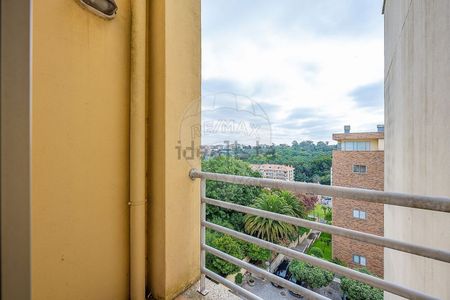 Apartamento em Sampaio-Alumiara-Verdinho, Canidelo - Photo 5