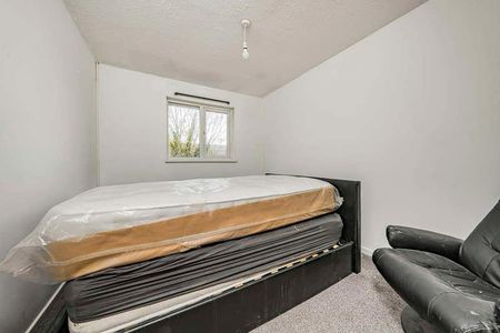 Lowdell Close, Yiewsley, West Drayton, UB7 - Photo 3