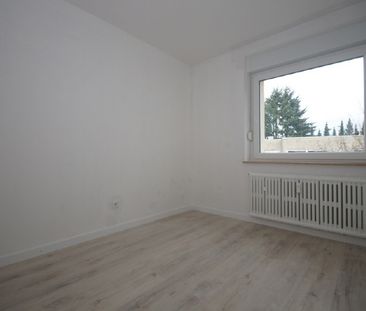 Familienfreundliche 4-Zimmer-Wohnung mit Balkon - Photo 2