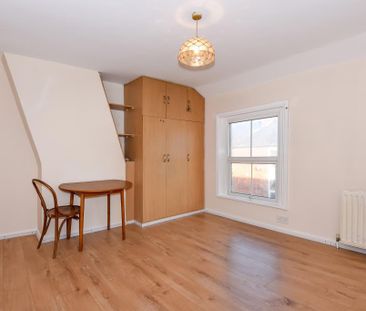 5 bedroom terraced house to rent - Photo 4