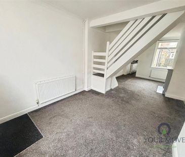 2 bedroom terraced house to rent - Photo 2