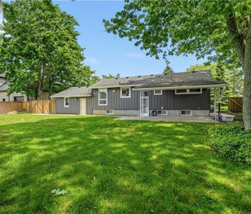 99 BYRON Avenue, Stoney Creek, Ontario, L8J2T2 - Photo 2