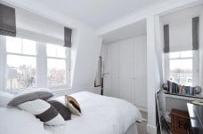 3 bedroom flat to rent - Photo 2