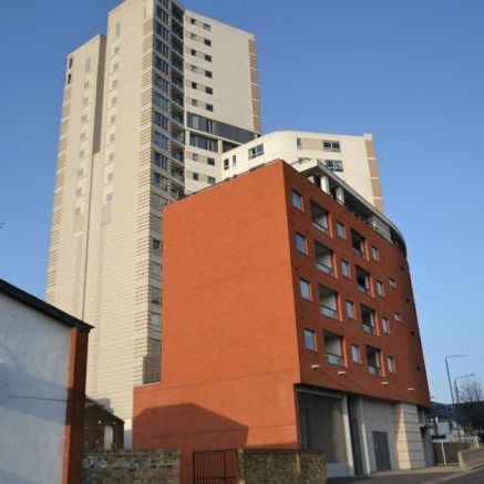 1 Bed Flat, Raphael House, IG1 - Photo 1