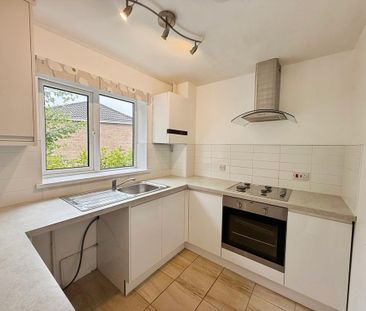 2 bedroom semi-detached house to rent - Photo 1