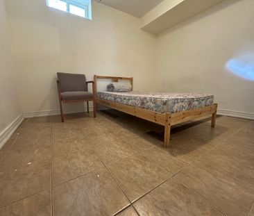 For Lease - 415 Marybay Crescent, Richmond Hill, Ontario - Photo 6