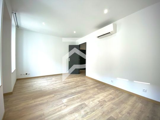 À BOURGES À louer Appartement 3 pièces 75.4 m2 Loyer 685,00 €/mois charges comprises * - Photo 1