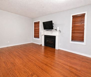 For Lease - 103 Starr Crescent, Aurora, Ontario - Photo 1