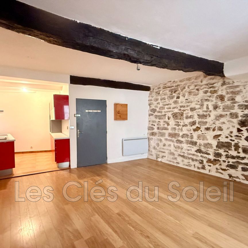 Location Appartement 2 pièces 44m² HYERES 83400 - Photo 1