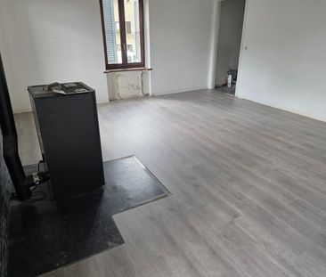 DUPLEX 146 m2 - 6 pièces - à louer de suite ! - Foto 1