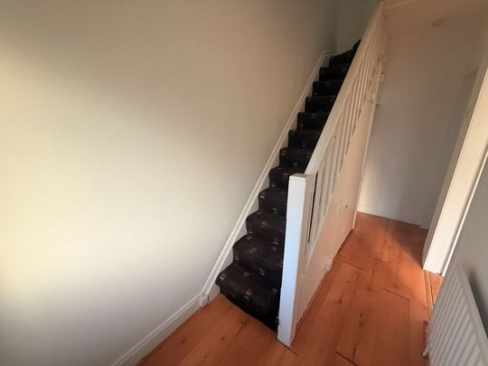 35 Silverstream Gardens, Belfast BT14 8GS - Photo 1