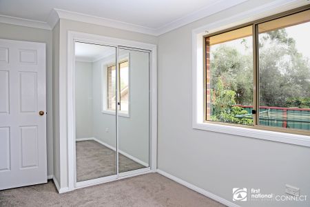 Low Maintenance and Convenient Location - Photo 2