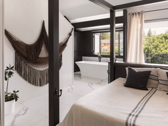 22 Francis Street, Mermaid Beach, QLD - Photo 1