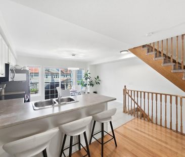 For Lease - 112 Harbourside Drive, Whitby, Ontario - Photo 3