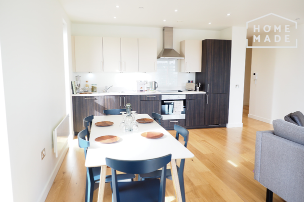 3 bedroom flat to rent - Photo 1