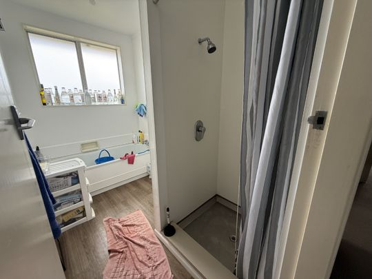 126B Broderick Road, Johnsonville - Photo 1