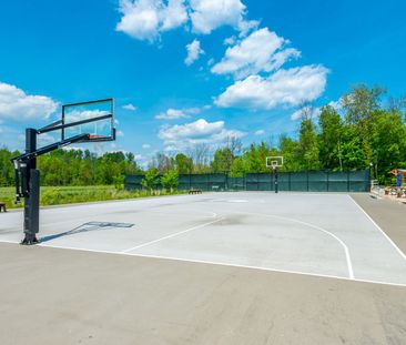 For Lease - 333 Sunseeker Avenue Unit# 133, Innisfil, Ontario - Photo 4