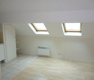 AMIENS - STUDIO 16,60 habitable et 24 m2 au sol - comprenant Séjour avec kitchenette ... - Photo 2