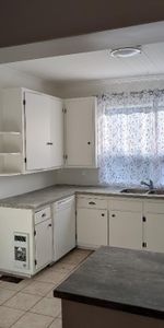 Maison à louer - 3 chambres - Centre Ville de Victoriaville - Photo 3