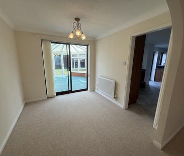 Beavor Lane, Axminster, Axminster - Photo 3