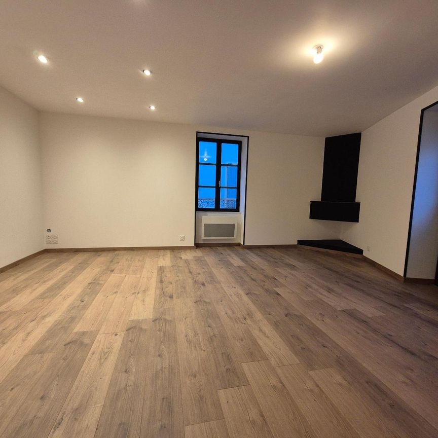 Location Appartement 3 pièces 87m² MACON 71000 - Photo 1