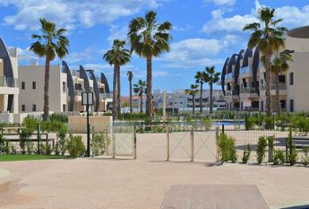 2 room luxury Apartment for rent in Pilar de la Horadada, Spain