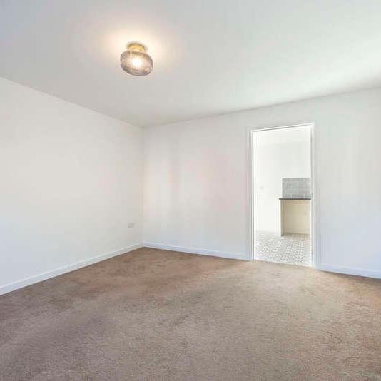 Moonstone Grove, Bishops Cleeve, GL52 - Photo 1