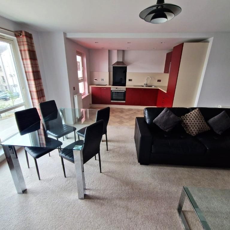 2 bedroom flat to rent - Photo 1