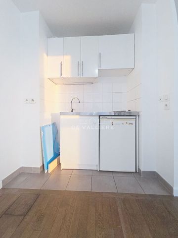 Location Appartement 1 pièce 30m² NANTERRE 92000 - Photo 3