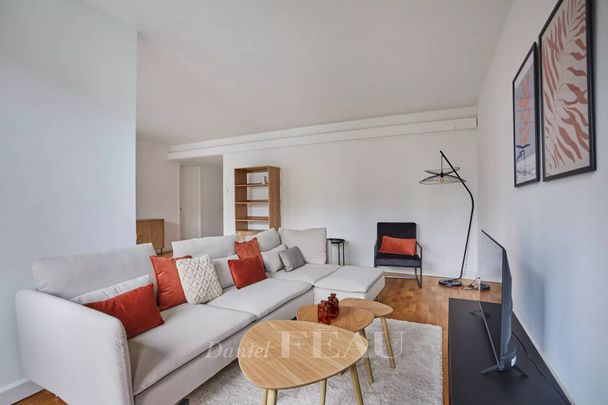 Location appartement, Paris 15ème (75015), 4 pièces, 90 m², ref 84205426 - Photo 1