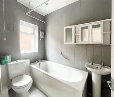 2 bedroom maisonette to rent - Photo 2