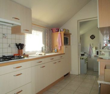 Location Maison 5 pièces 95m² - Photo 4