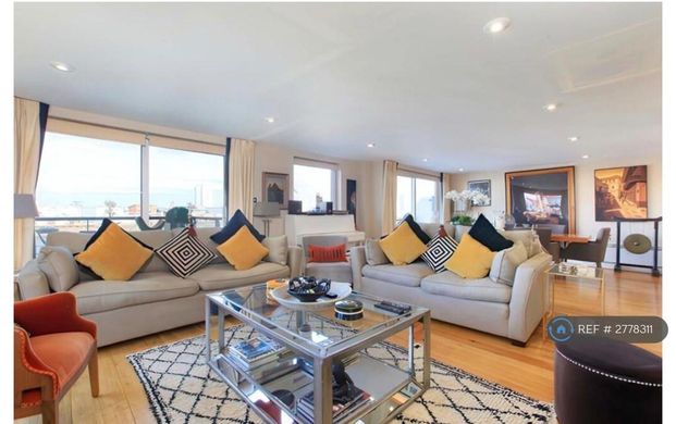 5 bedroom flat to rent - Photo 1