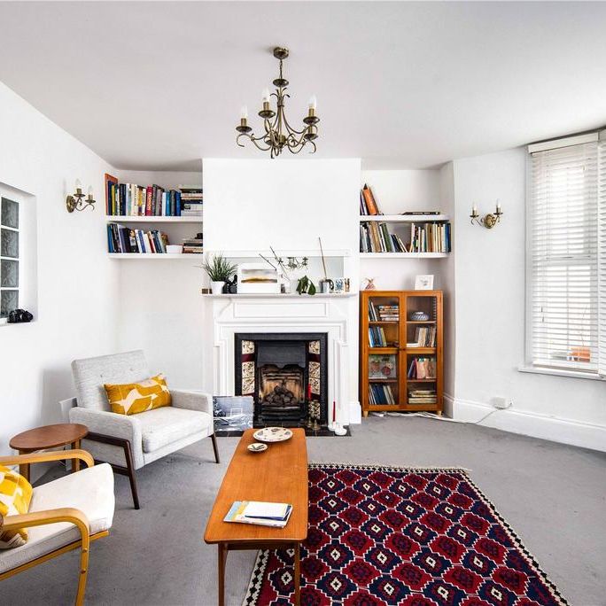 3 bedroom flat to rent - Photo 1