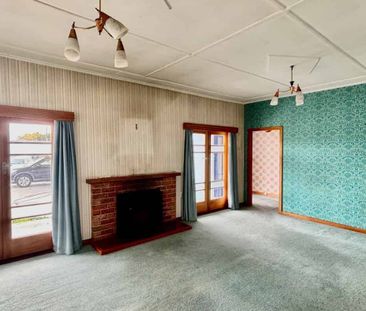 Retro Original Condition - 3 Bedroom - Photo 4