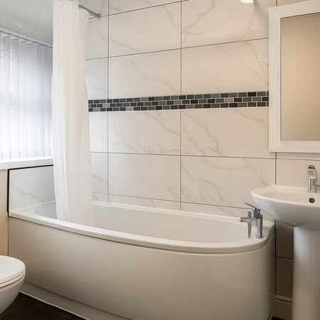 Room in a Shared House, Newland Road, B9 - Photo 4