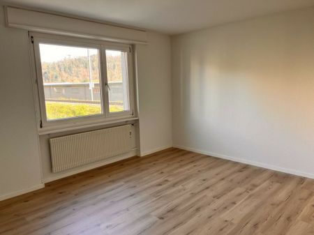 1.5pcs rénové à Porrentruy à louer de suite ou à convenir ! - Photo 2