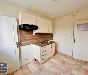 Location Appartement 2 pièces 45m² LAVAL 53000 - Photo 4