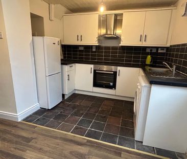 30 Ava Street, Belfast, BT7 3BS - Photo 4